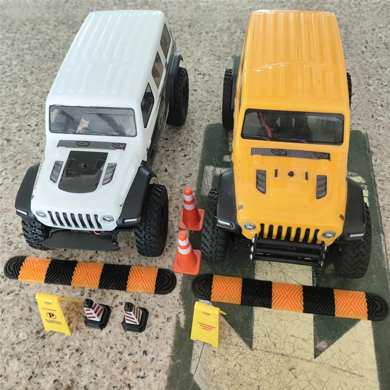 FBIL-1Pcs 1:18 Simulation Verzögerung Gürtel/Geschwindigkeit Bump/Geschwindigkeit Buckel Szene Zubehör 1/18 Auto Modell Unterirdischen Parkplatz