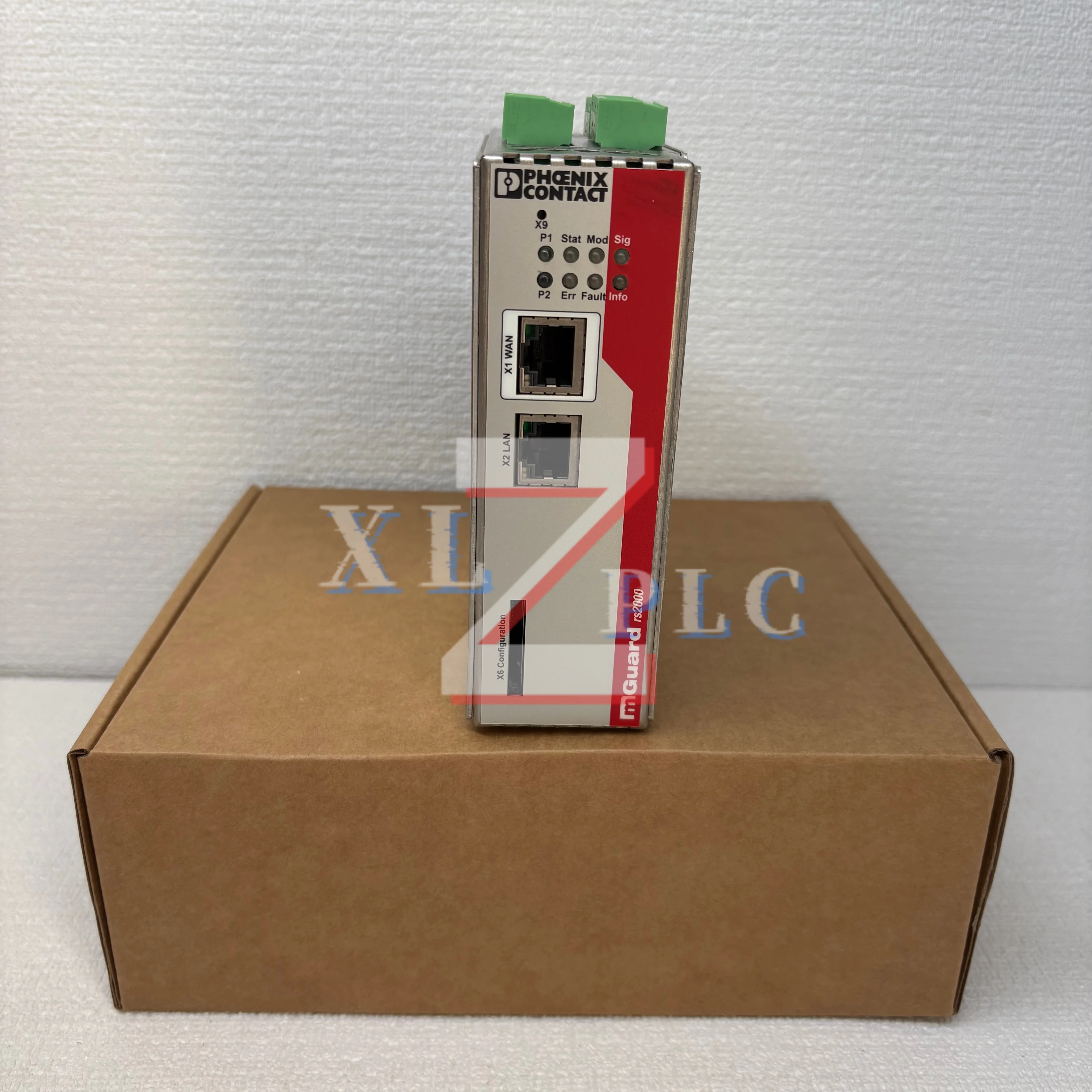 

2700642 100%НОВЫЙ промышленный коммутатор FL MGUARD RS2000 TX/TX VPN