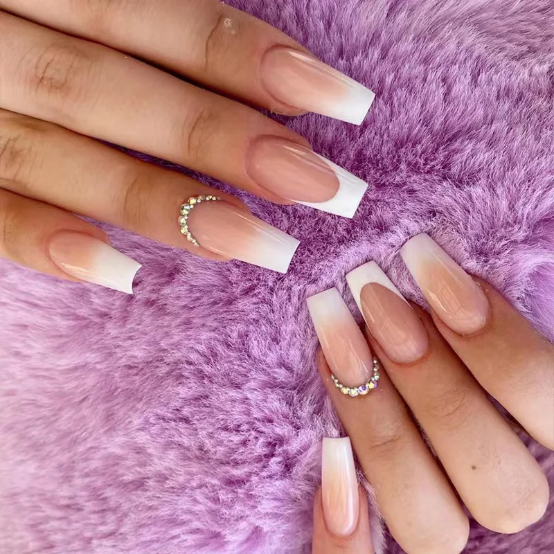 24Pcs Long Square False Nails Press on White Gradient Design Fake Nails Art Rhinestone Wearable Artificial Full Cover Nails Tips