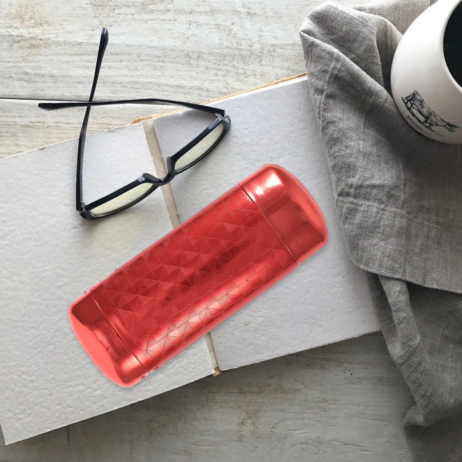 حافظة نظارات محمولة، صندوق نظارات سفر مدمج مقاوم للماء، غلاف صلب للنظارات الشمسية للرجال والنساء، حاوية متينة من الألومنيوم