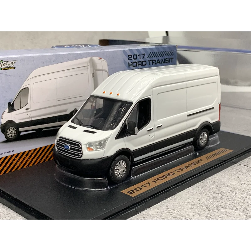 

Литой под давлением зеленый свет, масштаб 1:43, 2017 Ford Transit, белый сплав, модель автомобиля, Коллекционная игрушка, подарок, сувенир, украшение для дисплея