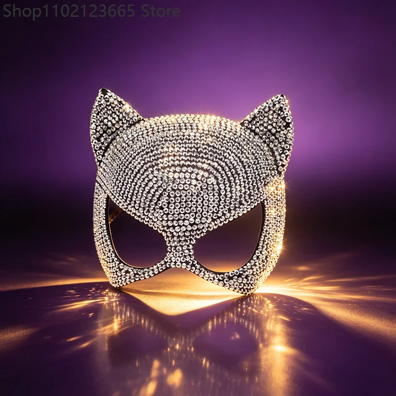 Halloween Cat Rhinestones Mask Sexy Half Face Eye Mask Halloween Party Cosplay Lovers Mask Costume Props Male Female Costumes 4
