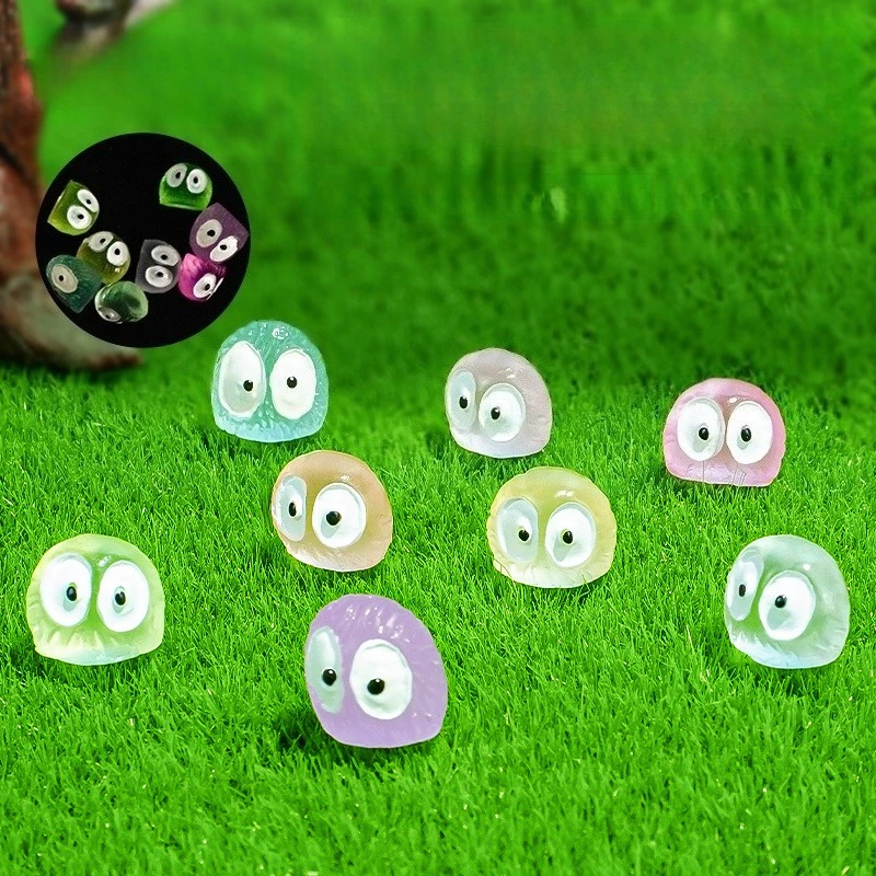 

​​Glow-in-the-Dark Soot Sprites - Mini Resin Figurines for DIY Micro Landscape & Desk Decor