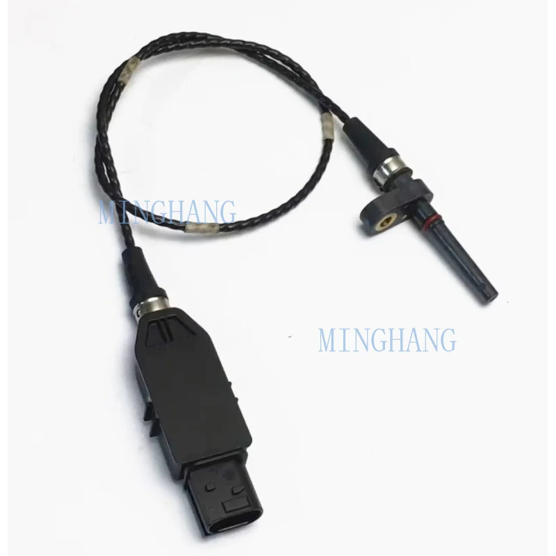 M  1PC used speed sensor A0111532528 10R-059686