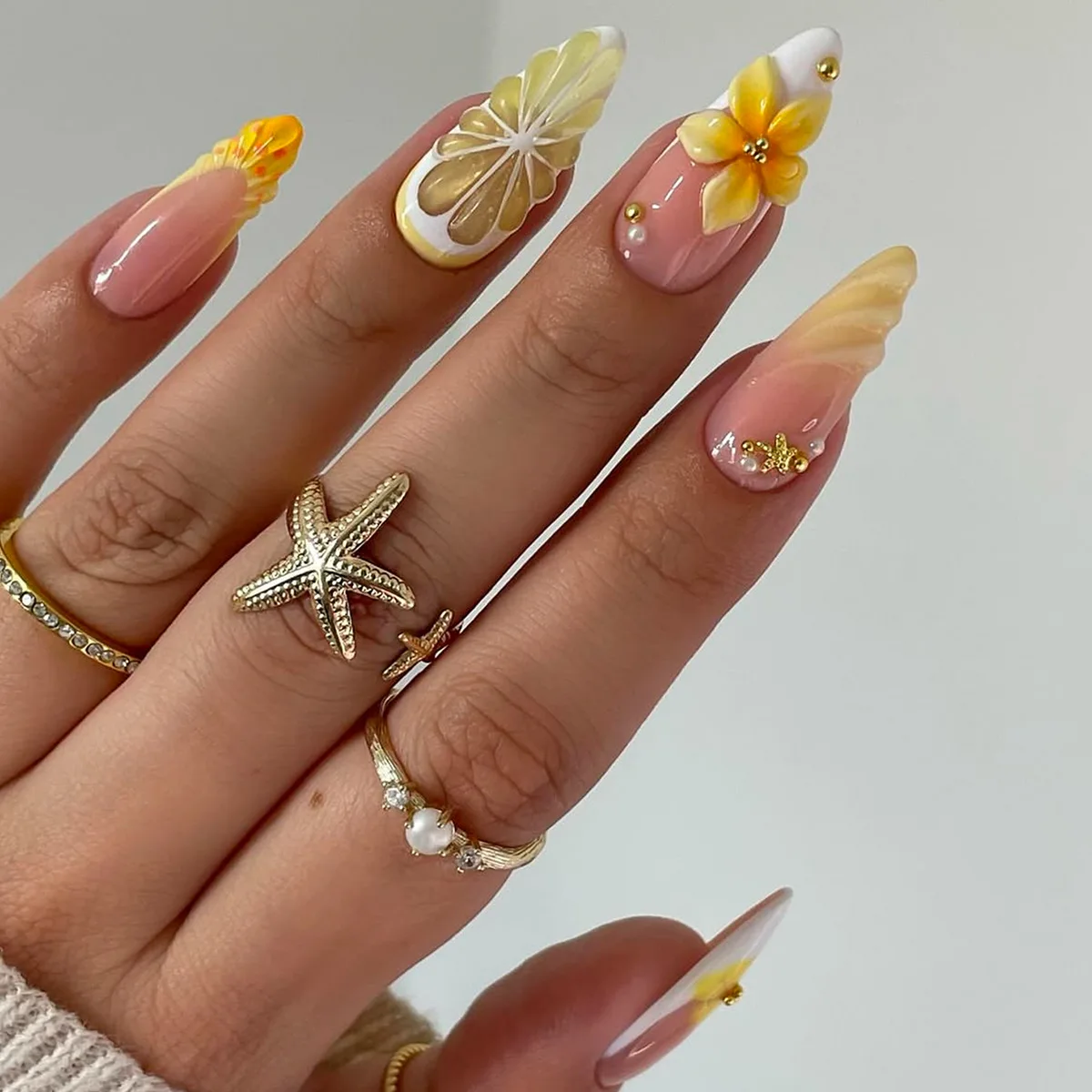 

24PCS Fresh Yellow 3D Flowers Ripples French False Nails Sweet Lemon Ins Nails for Spice Girls Wearable Press on Fake Nails Tips
