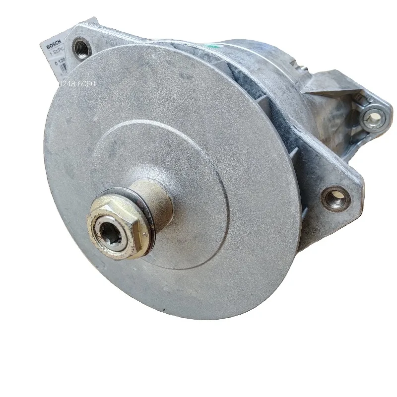 

Оригинальный грузовой генератор переменного тока IVECO MAN 24 В 140 А 0120689569 500332014 51261016084 81261016079 81261016084 81261016086