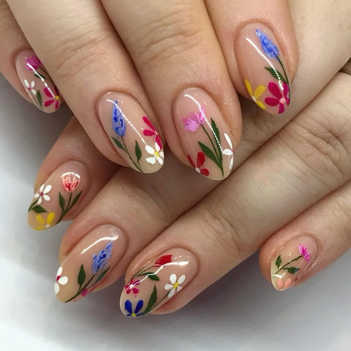 

24Pcs Simple Almond Nails Tips Fresh Colorful Flower Design False Nails Wearable Oval Fake Nail Short Full Cover Press on Nails
