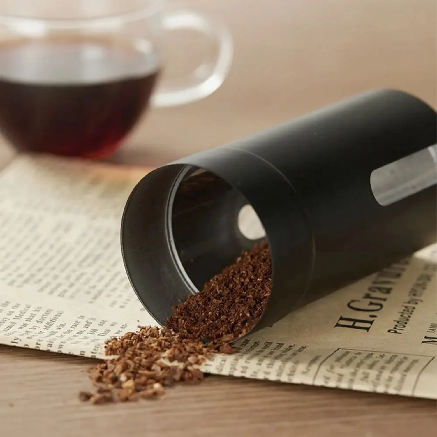 Stainless Steel Manual Coffee Grinder Portable Ceramic Burr Hand Coffee Mill Extra Long Hand Crank Ergonomic Grip