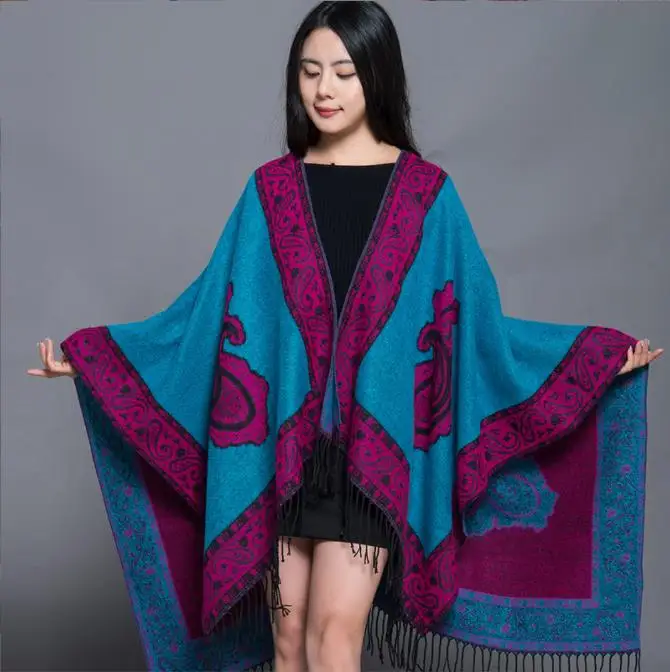 Sciarpa di Pashmina in cashmere stile nazionale della Cina nordoccidentale Sciarpe poncho da donna Scialle con nappa spessa Coperta fotografica da viaggio