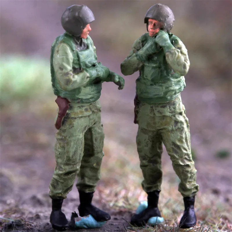 1:72 نموذج رسمت 2 قطعة هليكوبتر الأمريكية الطيار الجنود عمل الشكل DIY المشهد ملحق دمية عرض جمع المشجعين الهدايا #5