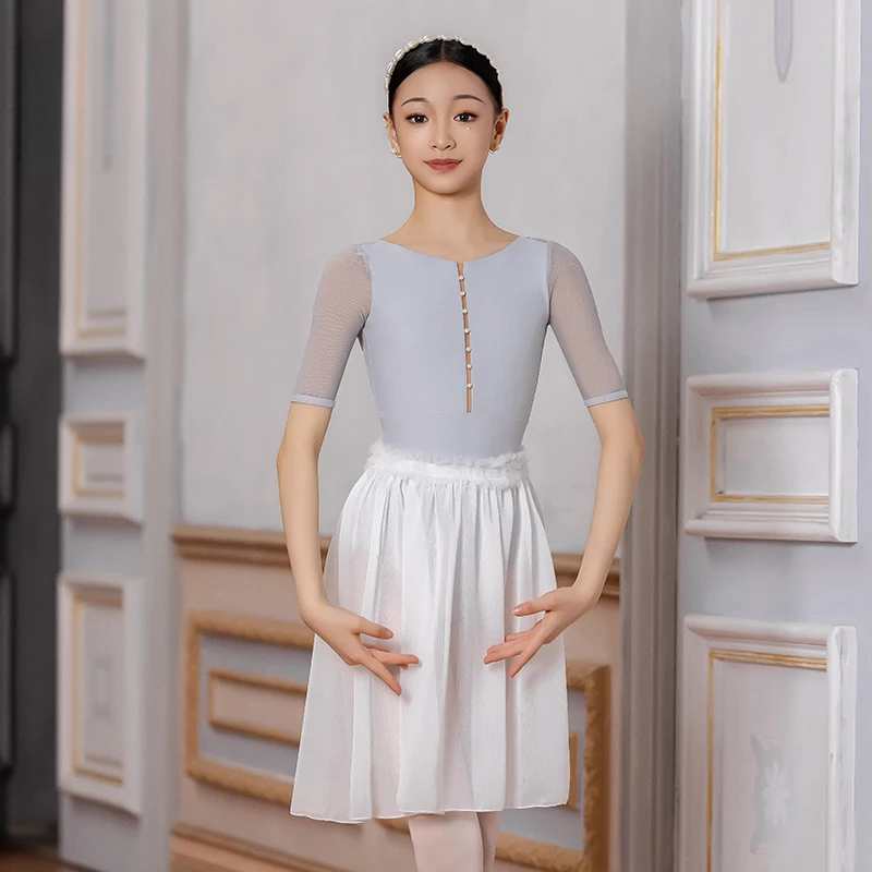 

Girl Ballet Dance Leotard U-shaped Backless Gymnastics Bodysuit Mid-sleeve Training Clothes Children Spliced Ballet Dancewear