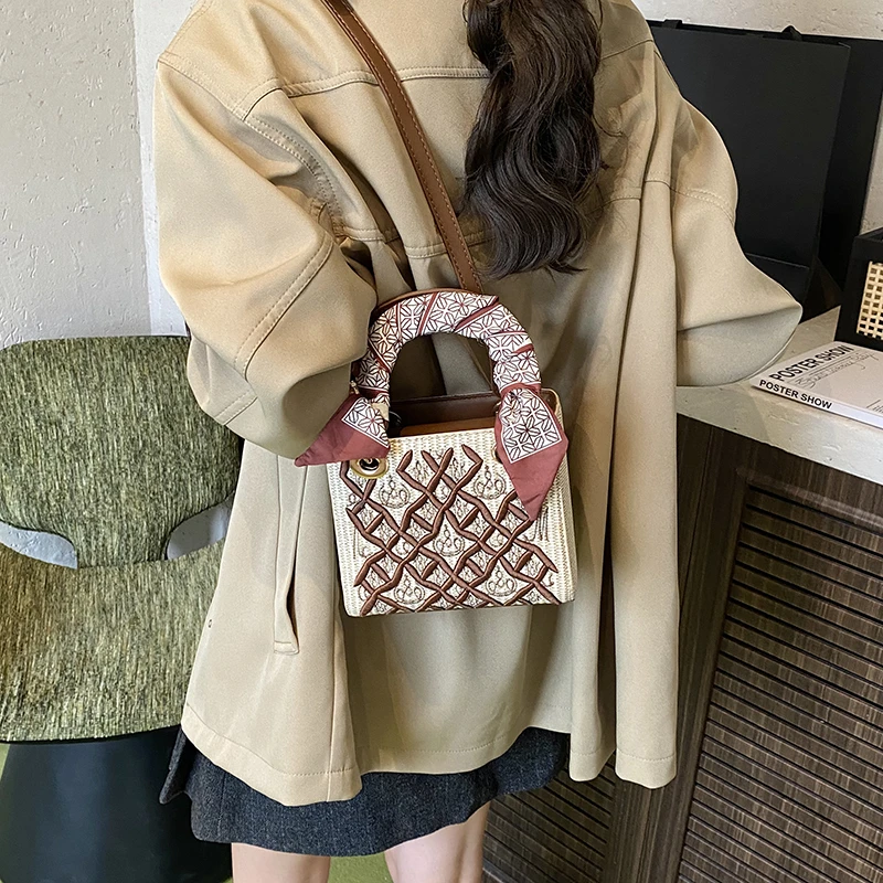 

Модная минималистичная кожаная сумка-тоут для подгузников, элегантная дизайнерская сумка через плечо для женщин, стильная оригинальная сумочка