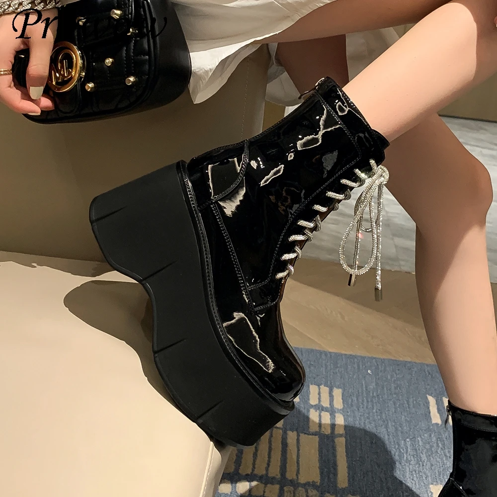 

Новые ботильоны из лакированной кожи с круглым носком и толстой подошвой наклонной подошве и водонепроницаемый ремешок на платформе, женская обувь Zapatos Mujer