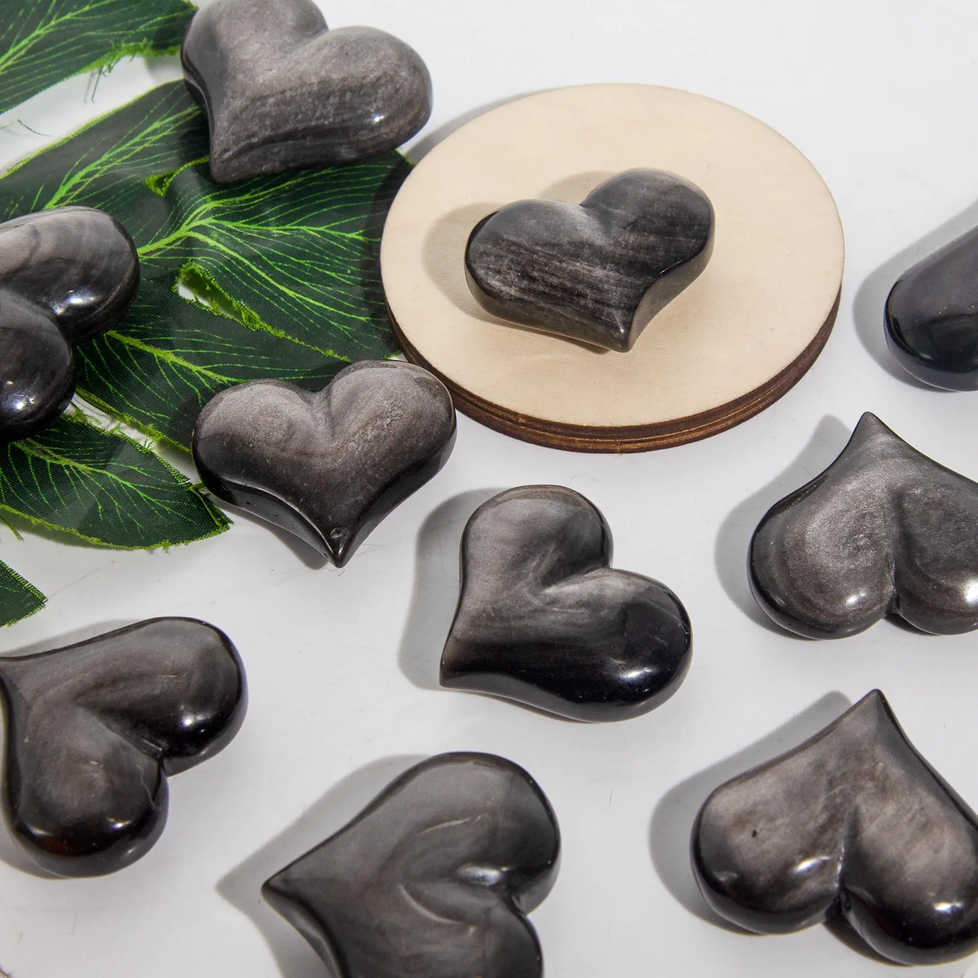 

1PC Silvery Obsidian Heart, Hand Carved Reiki Healing Crystal, Home Decor, Crystal Gift, Love Hearts Shaped Chakra Gemstones