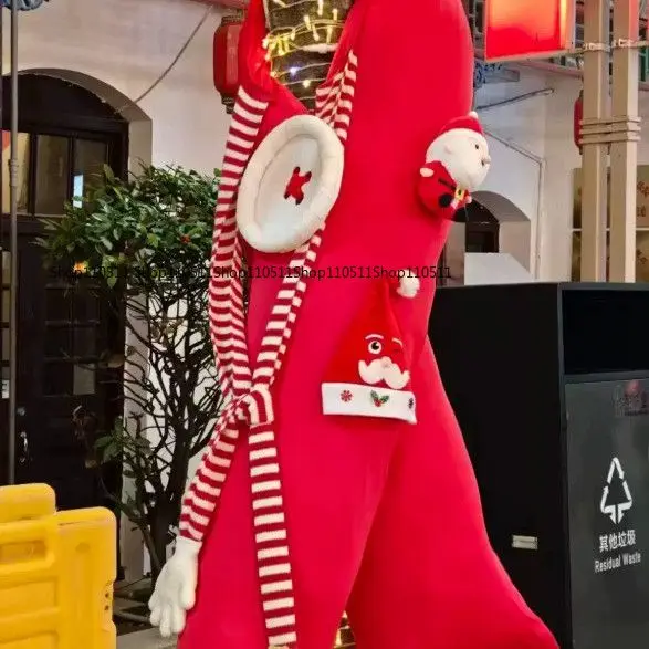 Giant tree scarf shopping mall outer street merchandise garden New Year's Eve Christmas set decoration
