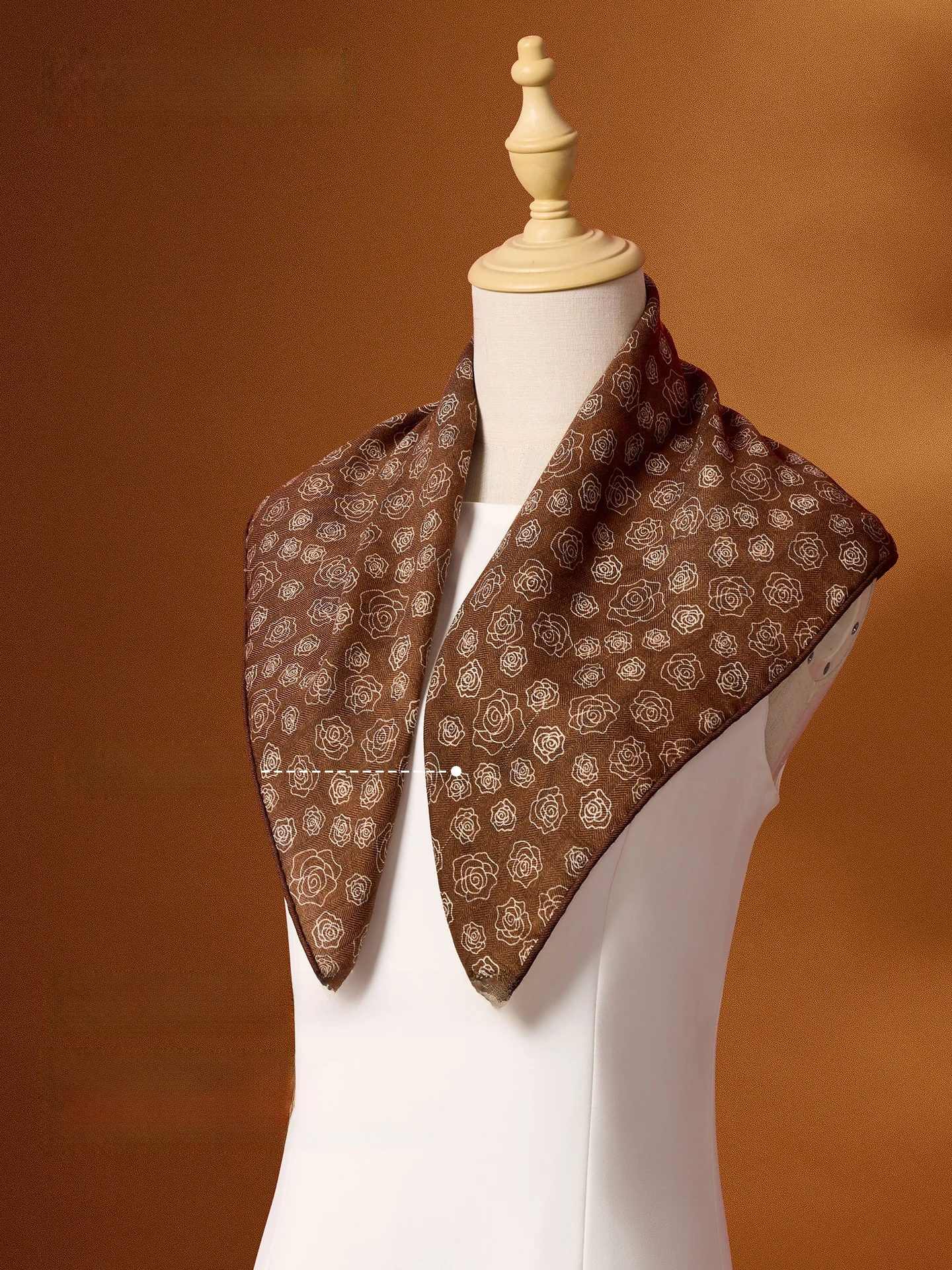 foulard-carre-en-soie-et-laine-style-maman-nouveaute-2026-–-cravate-en-soie-veritable-haut-de-gamme-–-cadeau-d'anniversaire-doux-et-confortable-a-motifs-floraux-vegetaux