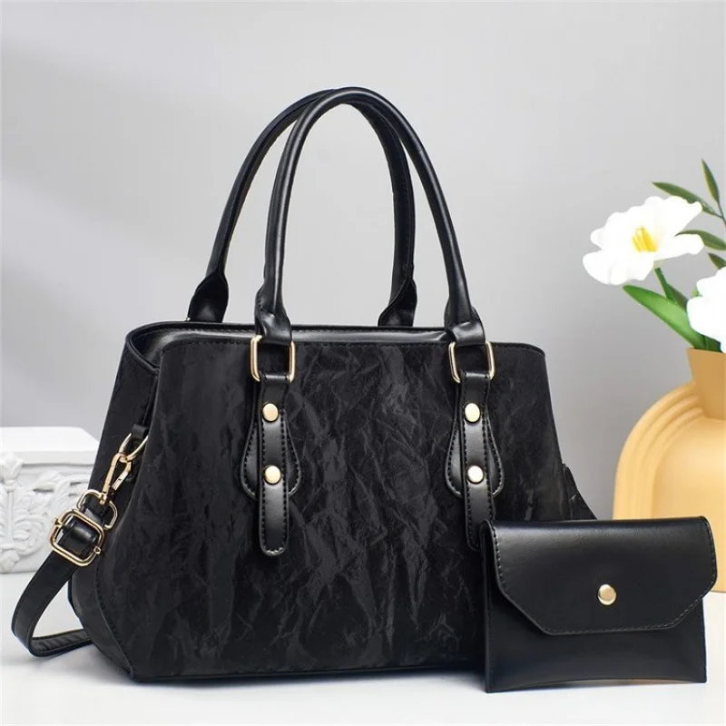 

Trendy Convertible Backpack Bag In Leather Transforms From Backpack To Crossbody Commuting