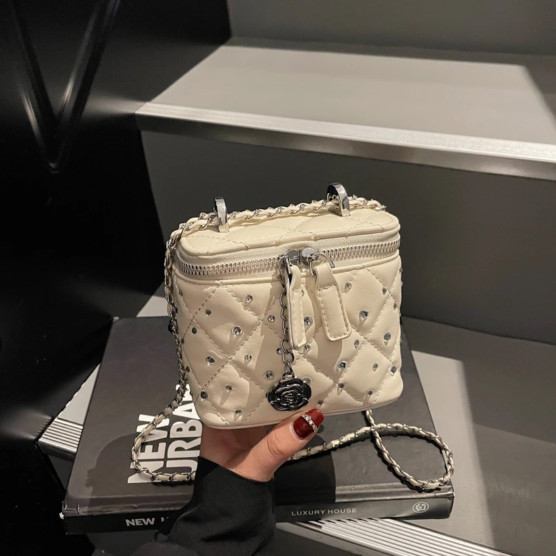 

High-end simple temperament box bag 2025 new fashion trend diamond shoulder bag small fragrance style women's bag