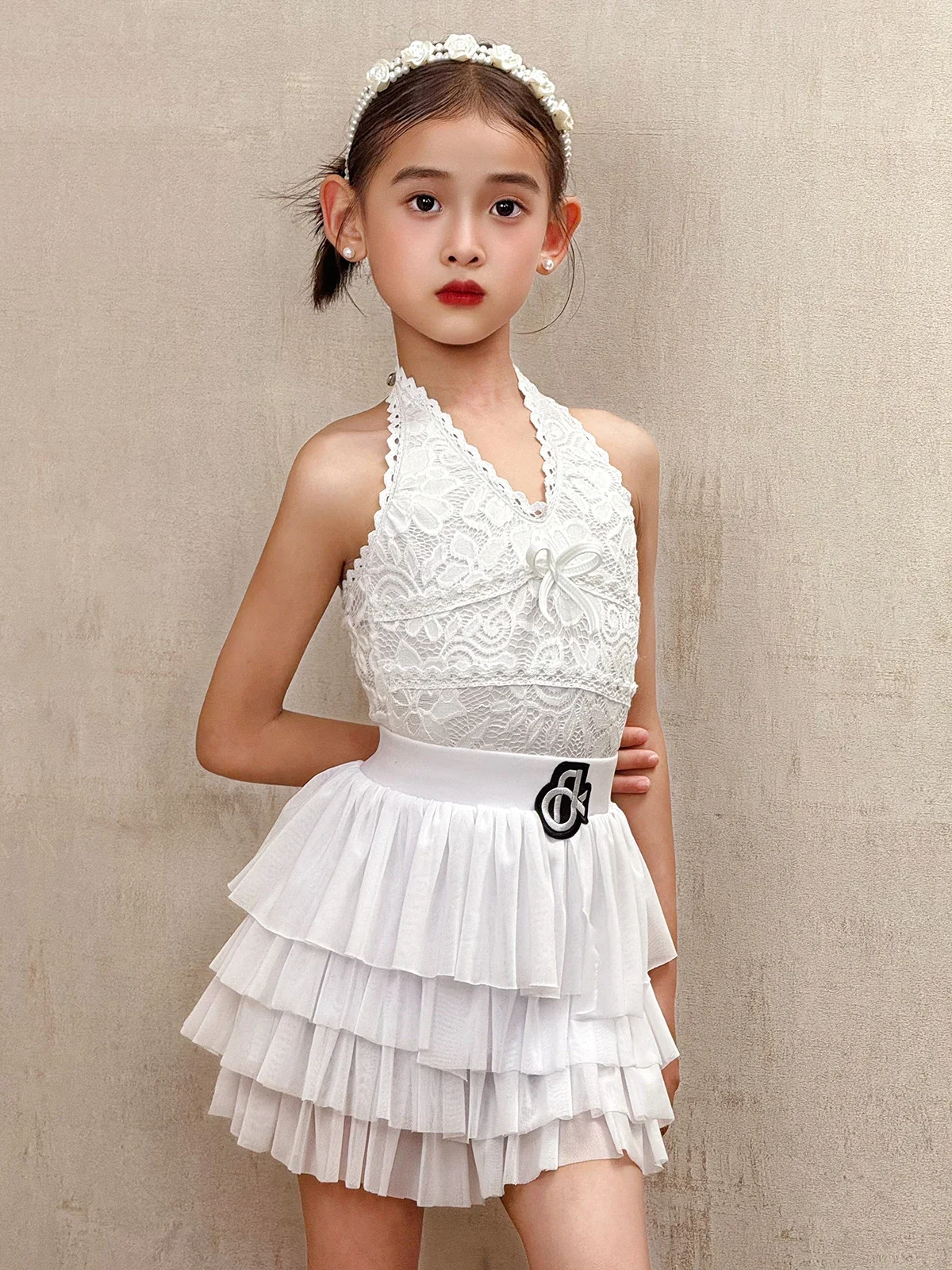 الأطفال الأبيض الرسن عارية الذراعين الدانتيل ارتداءها و كعكة مطوي تنورة الأطفال اللاتينية Dancewear أطفال بنات التدريب أزياء رقص