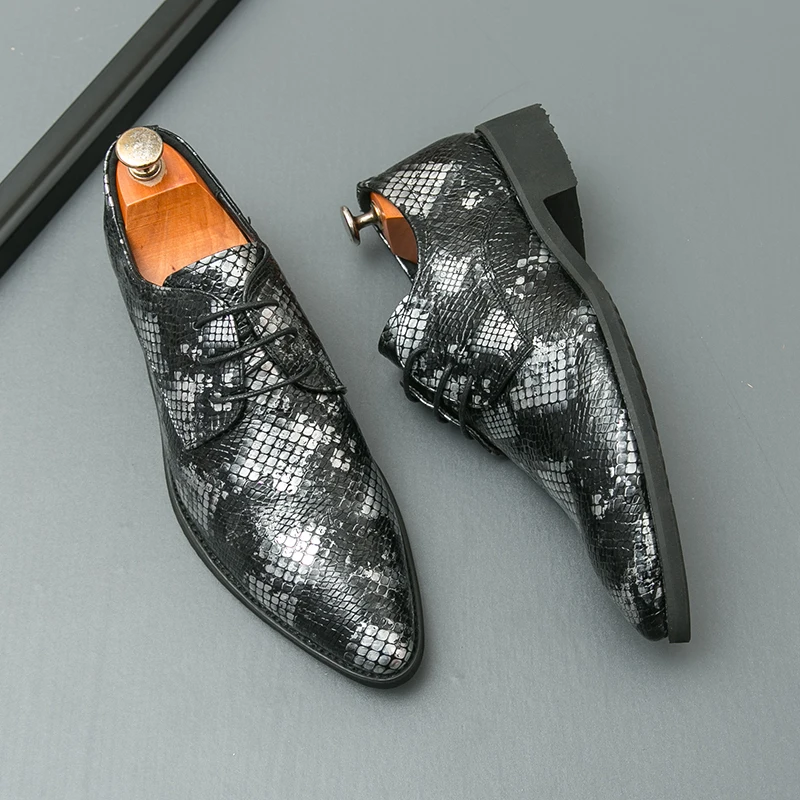 Lace-Up Brogue Man Spring Autumn Flats PU Leather Snake Print Men Shoes Pointed Loafers Male Flat Oxford Footwear