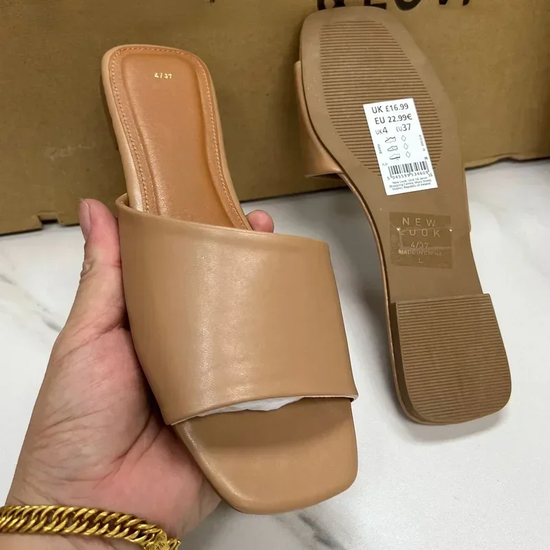 Women's Slides 2025 Summer Flat  Non-slip Outside Travel Woman Shoes Trendy Design Ladies Slippers Large Size Beach Flip Flops