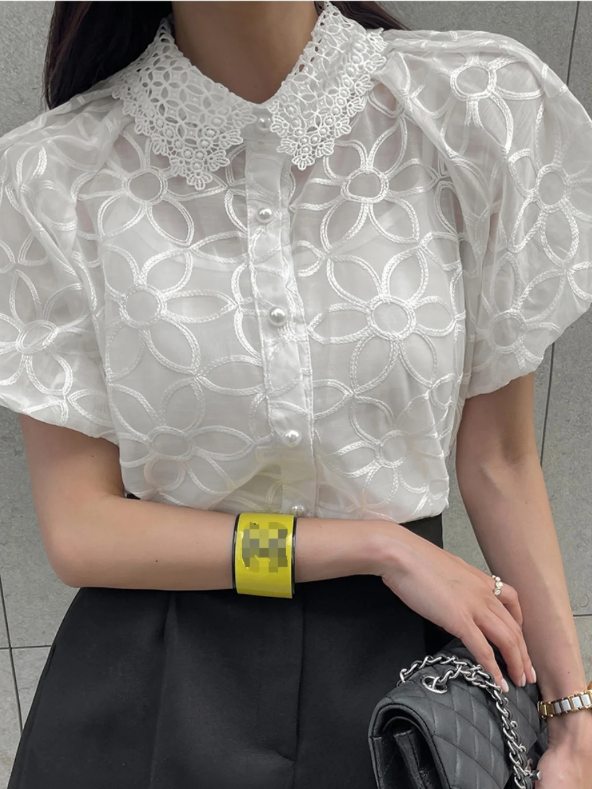 

Embroidered Flower Short Sleeve Shirt Women's Bud Sleeve Hollow Collar Fashionable Pearl Button See-through Top