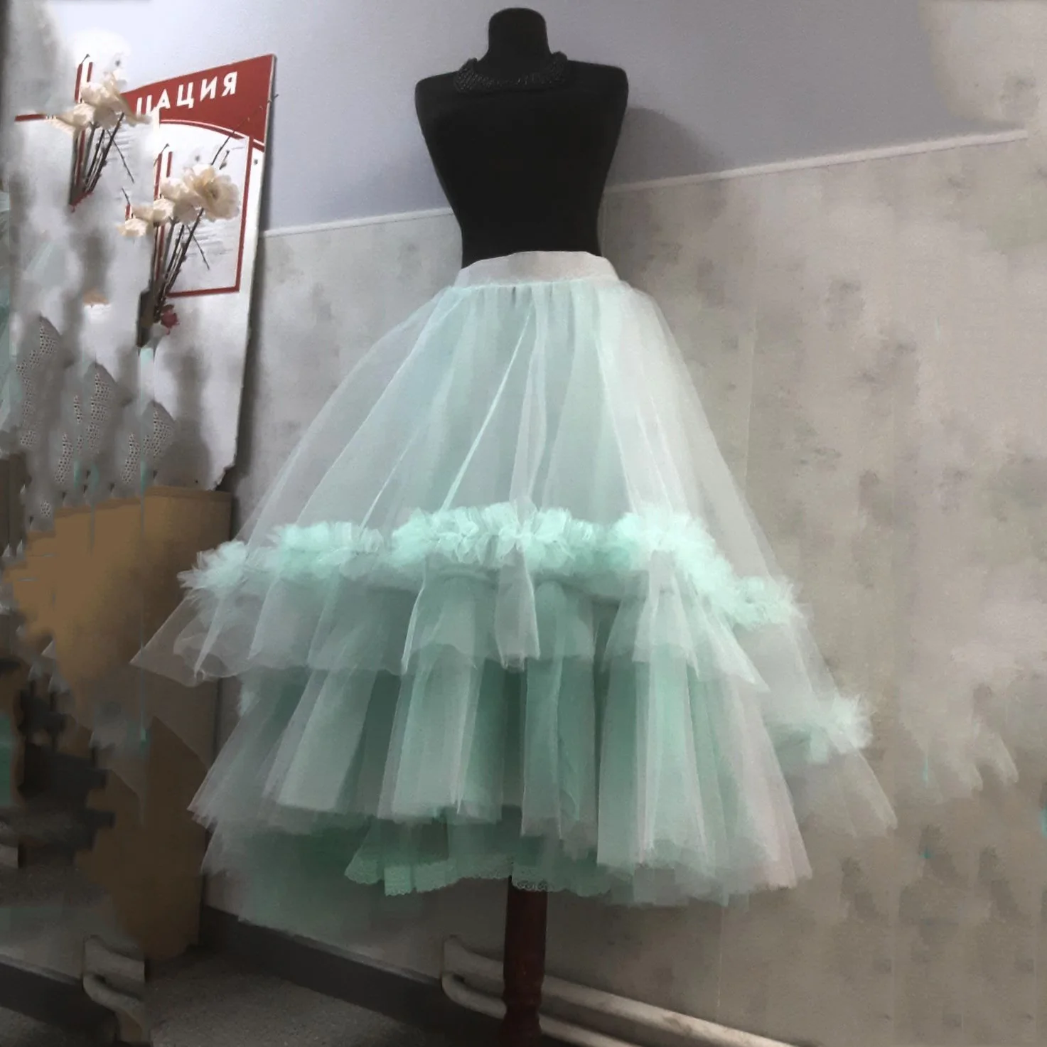 

Fluffy Party Skirt Layered Midi Length Girls Skirt Elastic Waistband Custom Made Tulle Tutu Skirts Woman ropa de mujer