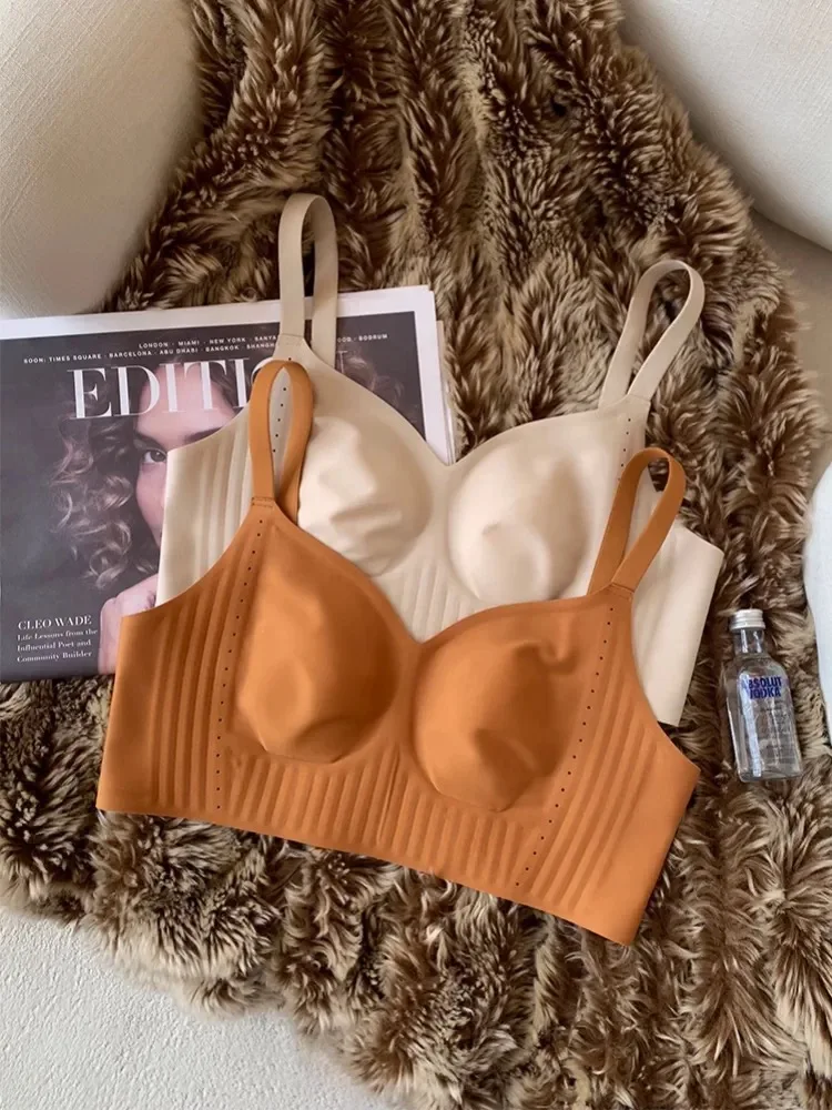 أكواب أذن أرنب حمالة صدر لاسلكية مريحة، شرائط دعم جيلي لا ترهل، حمالة صدر بدون أثر للنساء، خفيفة الوزن وناعمة