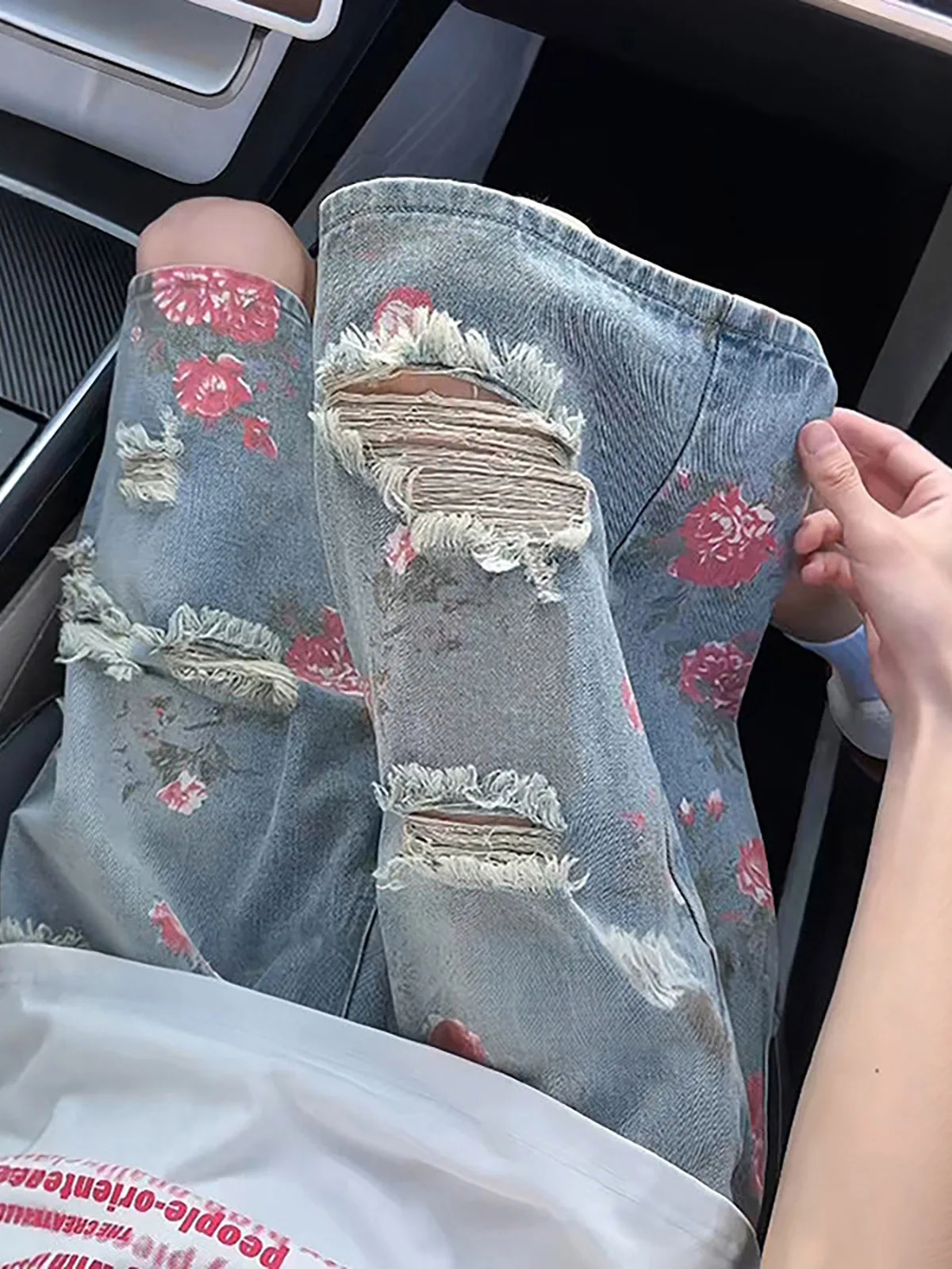 

Rose Print Floral Hole Denim Shorts Men's Summer High Waist Slim Fit Five-Quarter Vibe Straight Leg Non-Belted Zipper Casual ...