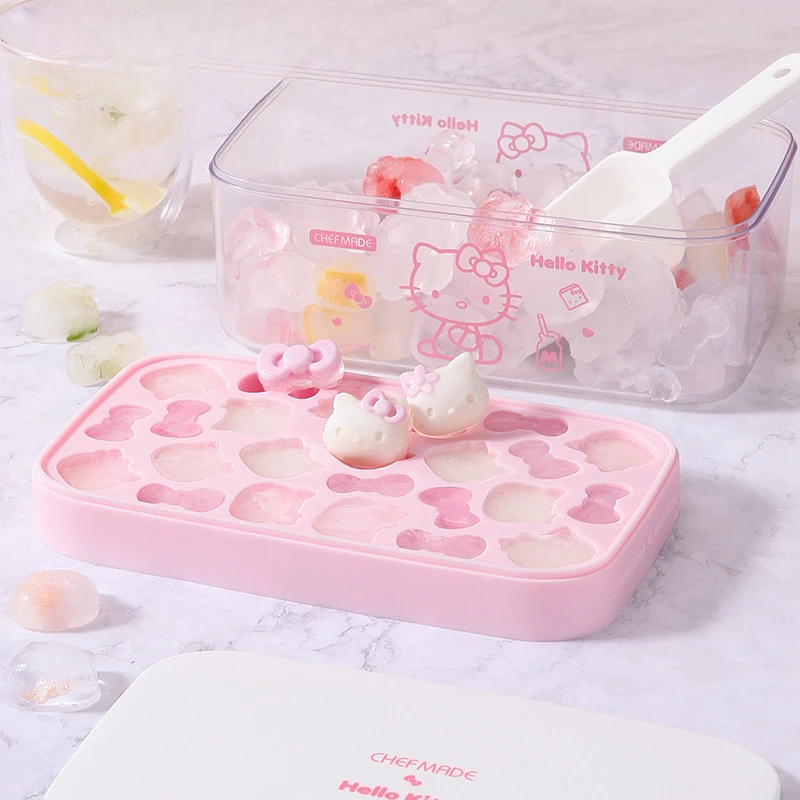 Sanrio-Molde de cubitos de hielo de Hello Kitty, bandeja de hielo de grado alimenticio de prensa de Gel de sílice, refrigerador doméstico, caja de almacenamiento de fabricación de hielo, regalo de amigo