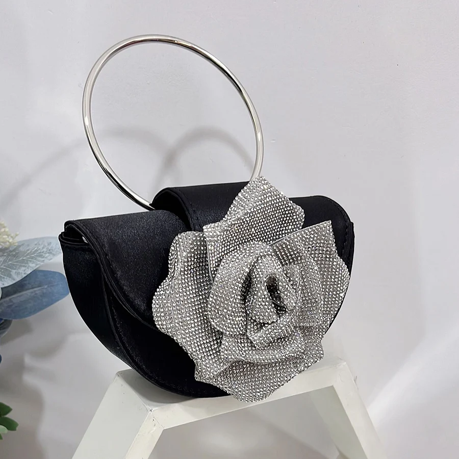 Luxury Rose Flower Crystal Clutch Bags Women Party Evening Flap Handbags Bridal Wedding Rhinestone Ring Handle Half Moon Bag Sac