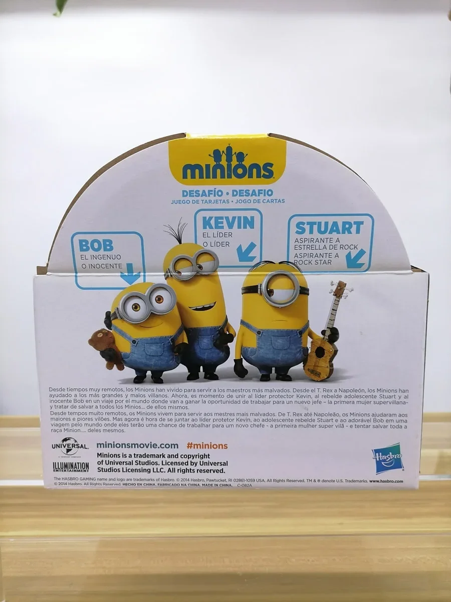 Minioncon bigeyescuteandclums circondato da scatole cieche giocattoli alla moda impiegati regali per bambiniornamentstoys regali