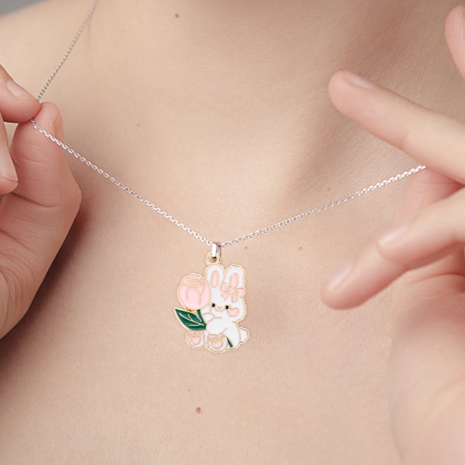 

10pcs Alloy Keychain Pendants Creative Bunny Rabbit Charm Adorable Cartoon Key Ring Hanging DIY Jewelry Decoration Bracelet