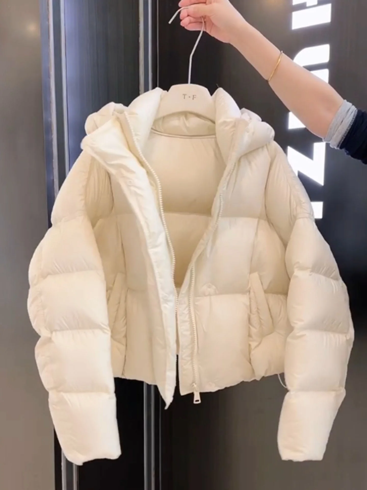 Sli ort branco para baixo Jaet feminino inverno Faion Bread Sle Thi Casacos versão coreana ajuste regular fibra de poliéster