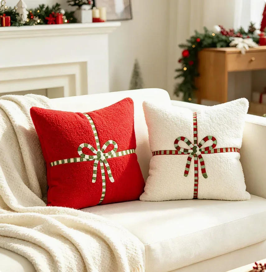 Christmas Teddy Fleece Pillow Cover Bowknot Design Soft Plush Cushion Cover Red White Xmas Throw Pillowcase Home Sofa Decoration