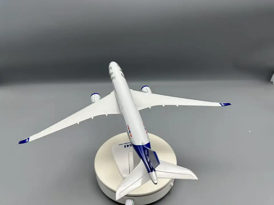 1:200 Scale 33cm A350-900 SAS Scandinavian Airlines Aircraft