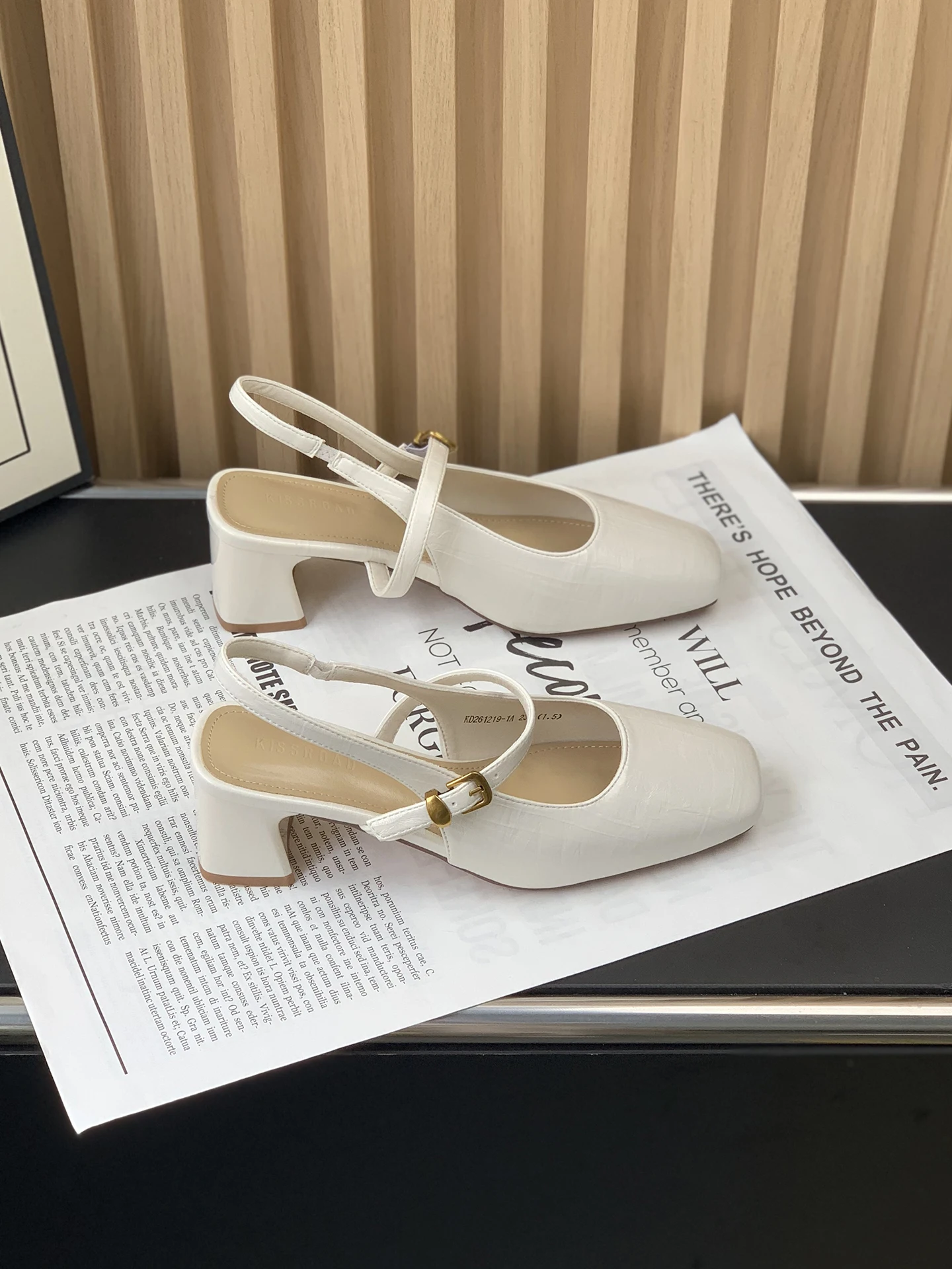sandalias-de-verano-modernas-con-diseno-calado-y-corte-bajo-para-mujer-con-correa-de-hebilla-de-perlas-tacon-grueso-versatil-y-calzado-transpirable-para-damas