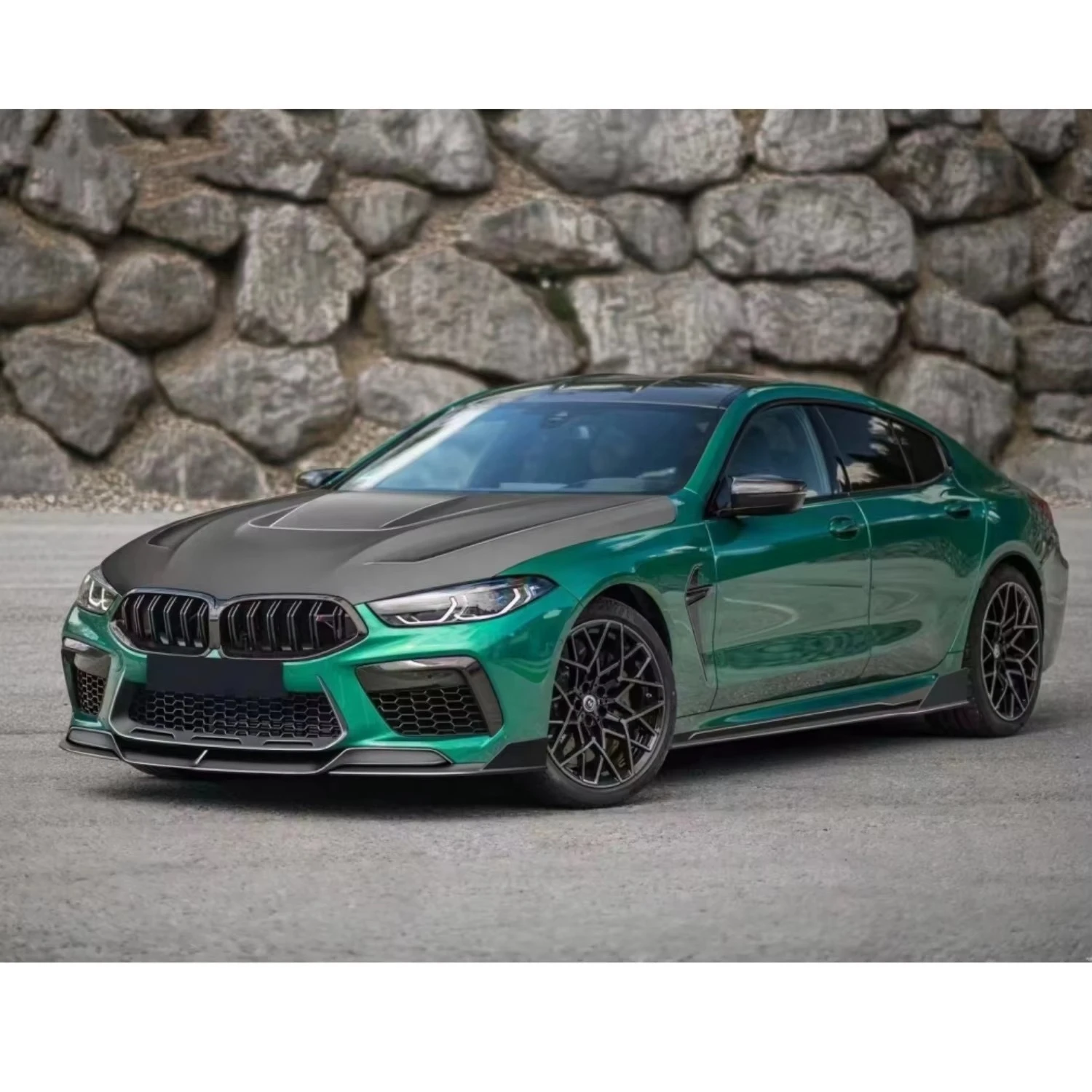 High Quality Car Replacement Dry Carbon Material Engine Hood Suitable for BMW M8 F91 F92 F93 Dry Carbon Fiber Engine Hood