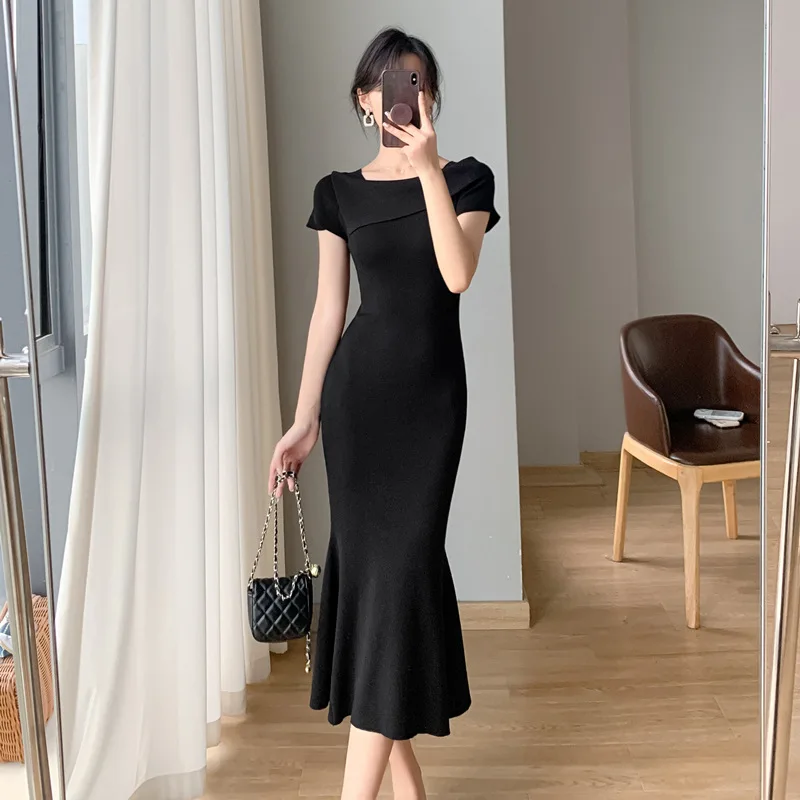 

2023 Spring and Summer New Knitted Dress Short Sleeve Ice Silk Sexy Slim Hip Fishtail Skirt Wholesale