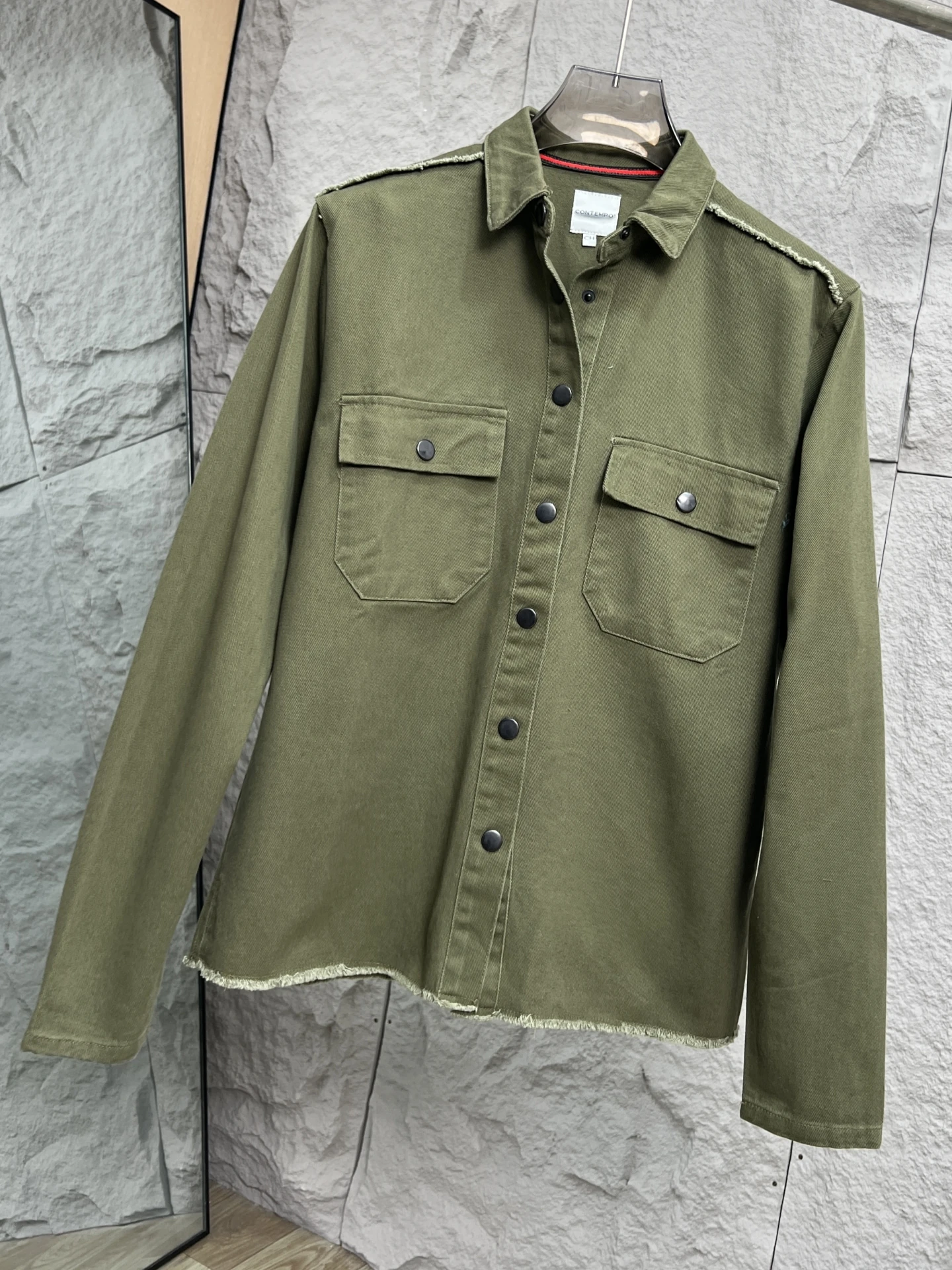 

Retro Vintage Cotton Flannel irt Jaet for Men Casual Turn-down Collar Distred Sle Stand Fit Long Sve Coat