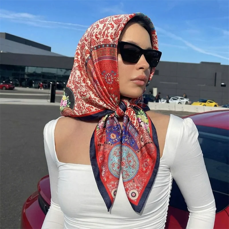 

Новые квадратные шелковые платки для женщин: хиджабы, шали, абайи, исламские вуали, тюрбаны, головные платки, фуляры, банданы, пляжные парео 2026