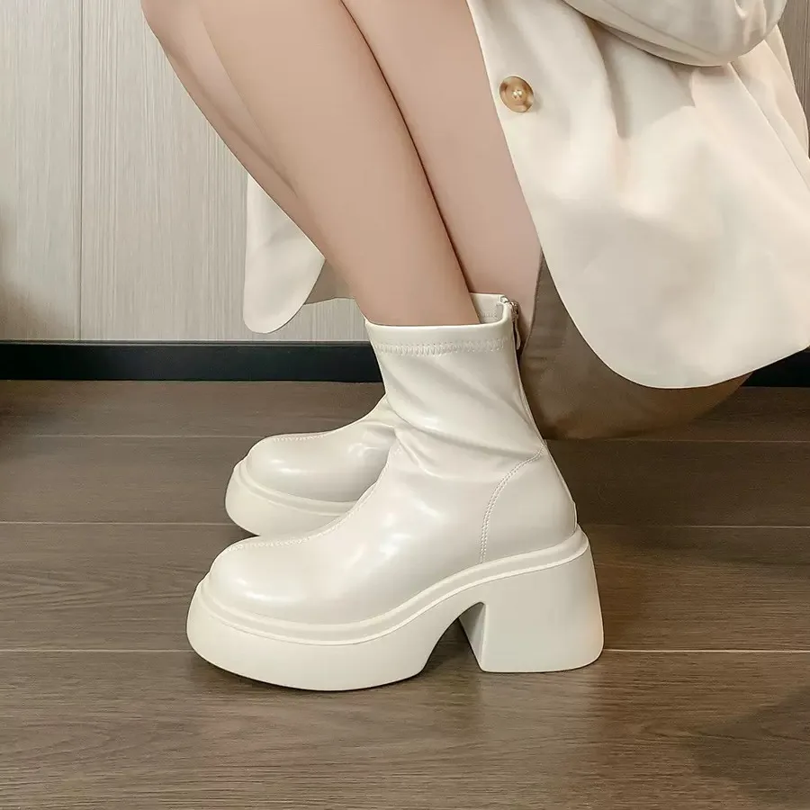 Nuevos botines de suela gruesa para mujer, zapatos de tacón alto grueso para mujer, Botas cortas de moda para primavera y otoño con parte inferior gruesa, color Beige y negro