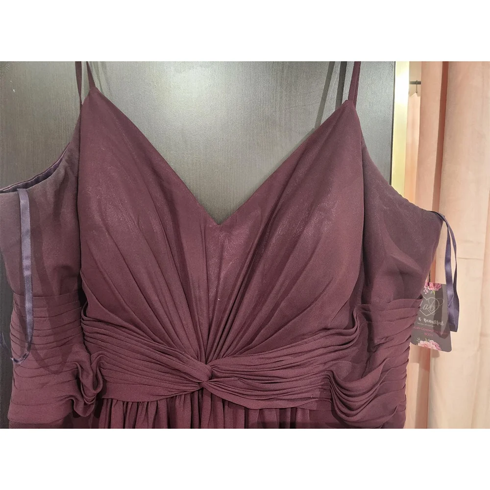 Spaghetti Strap Bridesmaid Dress Customized Sexy V-Neck Sleeveless A Line Bridesmaid Gown Women's Formal Evening Dresses Long