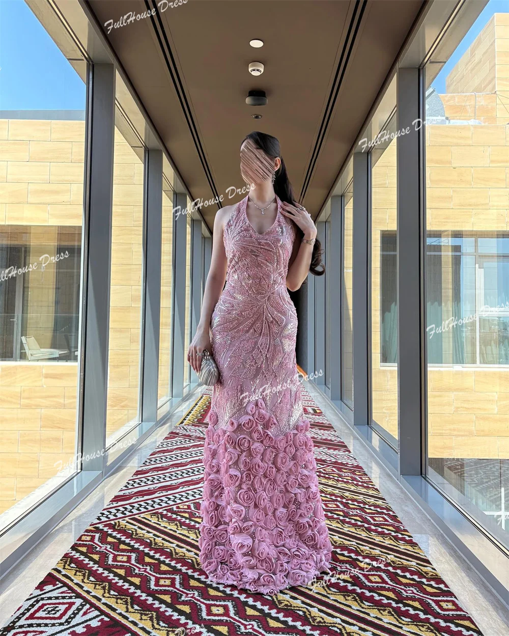 العرف الفاخرة الرسن الترتر الأزهار الدانتيل حزب اللباس مثير غمد عارية الذراعين الطابق طول مساء اللباس شارون سعيد