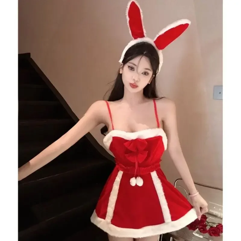 春のトレンドセクシーなパッチワークホローアウト胸元ラップスリングクリスマスドレス女性用ファッショナブルな赤いスリムキャミソールパーティードレス女性用