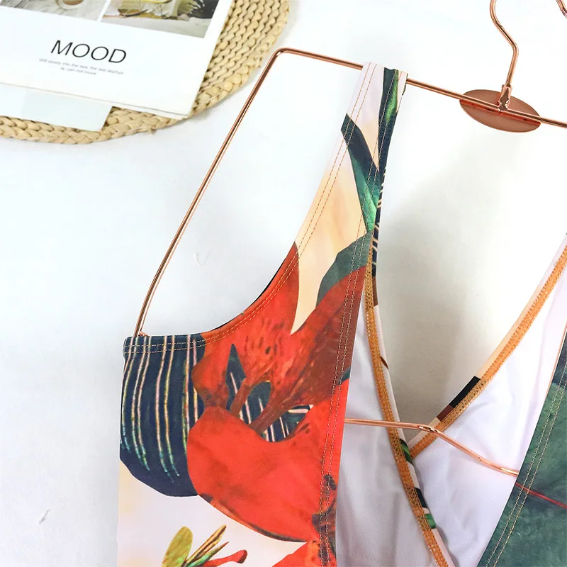 ชุดว่ายน้ำวันพีซผู้หญิงลายพิมพ์สไตล์วินเทจแบบดันทรง ปี 2026 ชุดว่ายน้ำโมโนกินีสไตล์บราซิล