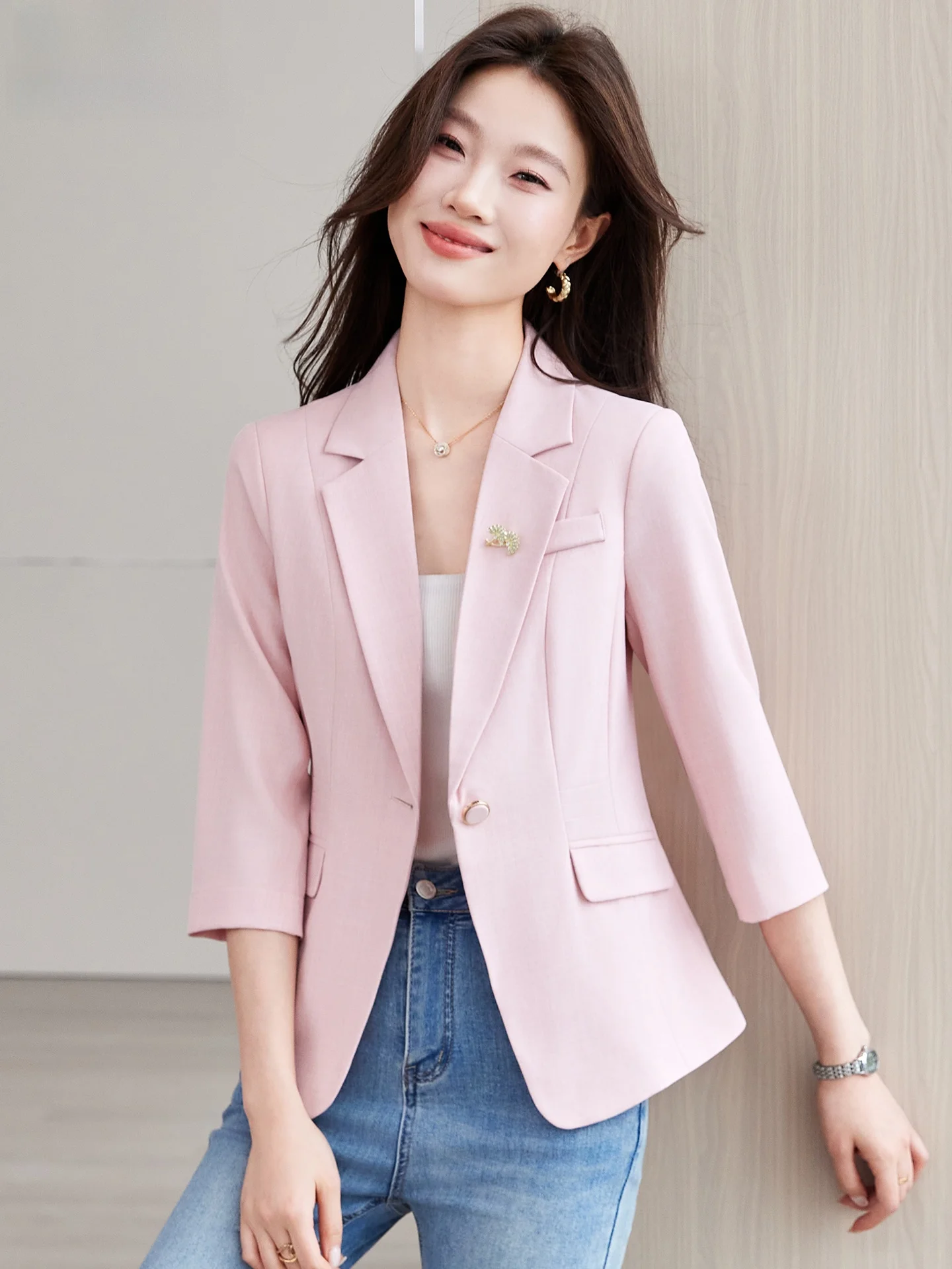 

Розовый приталенный пиджак для женщин, 3/4 рукава, тонкий, весенний, новый, элегантный, для офиса, модный, из полиэстера