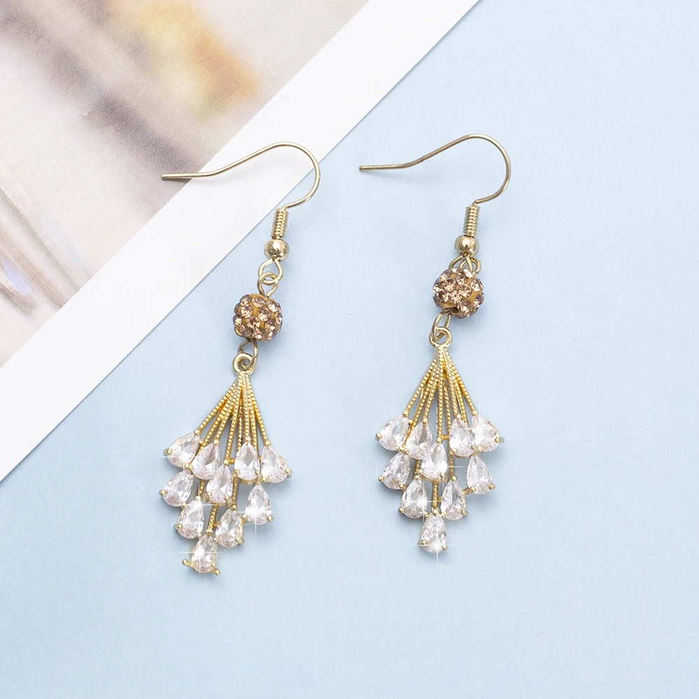 New Fashion Hot Selling Rhombus Dangle Drop Zircon Earrings For Women Luxury Crystal Trend 2024 Vintage Style Girls Jewelry