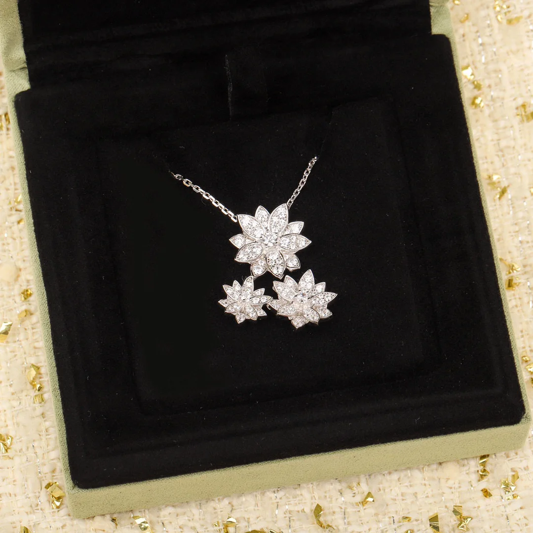 

2022 New Designer Brand Pure 925 Sterling Silver Jewelry Clover Flower Lotus Quality Fine Pendant Luxury Women Necklace Hot