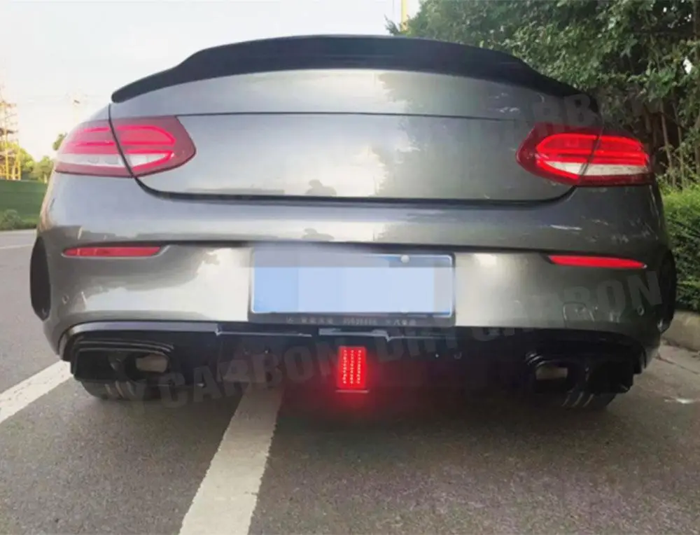 Gloss Black Rear Bumper Diffuser Light with Exhaust for Mercedes Benz C Class C205 C63 AMG Coupe 2 Door 2015 2016 2017 2018 2019